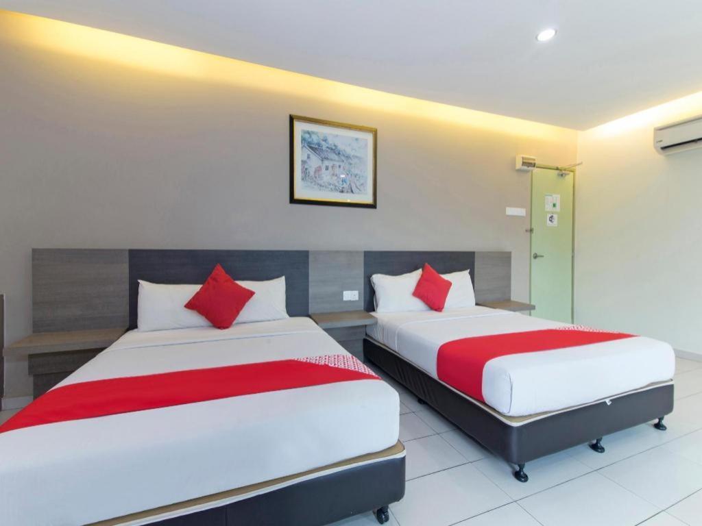 Hotel Suria Malaqa Malacca Exterior photo